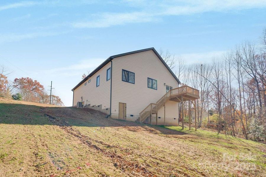 Exterior details and patio area of a home in , Lincolnton (Image 16).