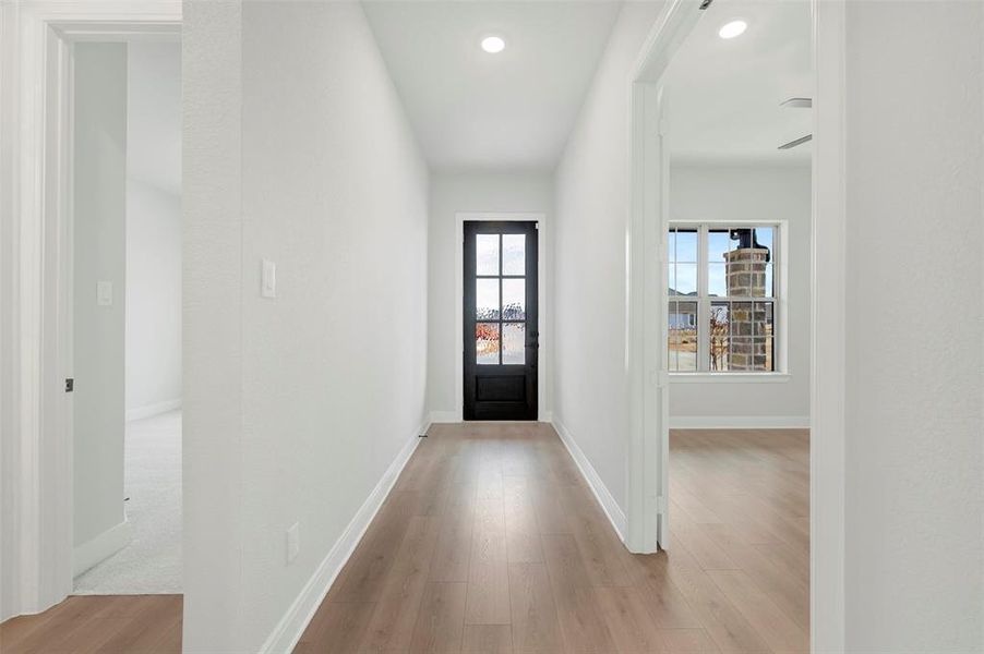 Spacious, unfurnished interior of a new home in The Ridge at Northlake, Northlake (Image 28).