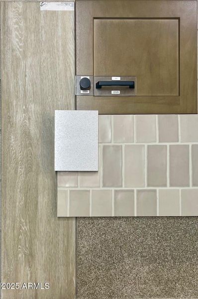 Lot 1062_Photo_QMI_7.5.25_unsgn.pdf Lot 1062_Photo_QMI_7.5.25_unsgn.pdf