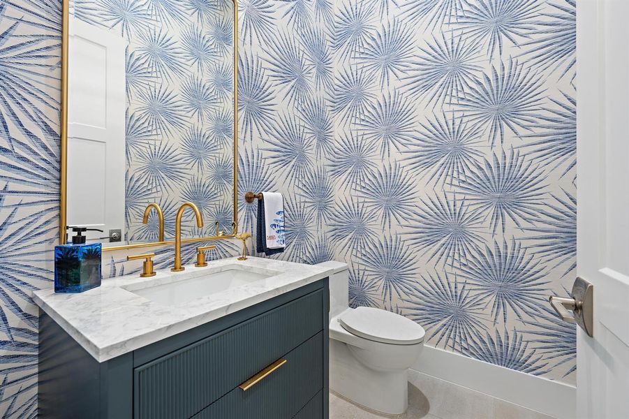 1/2 Bath