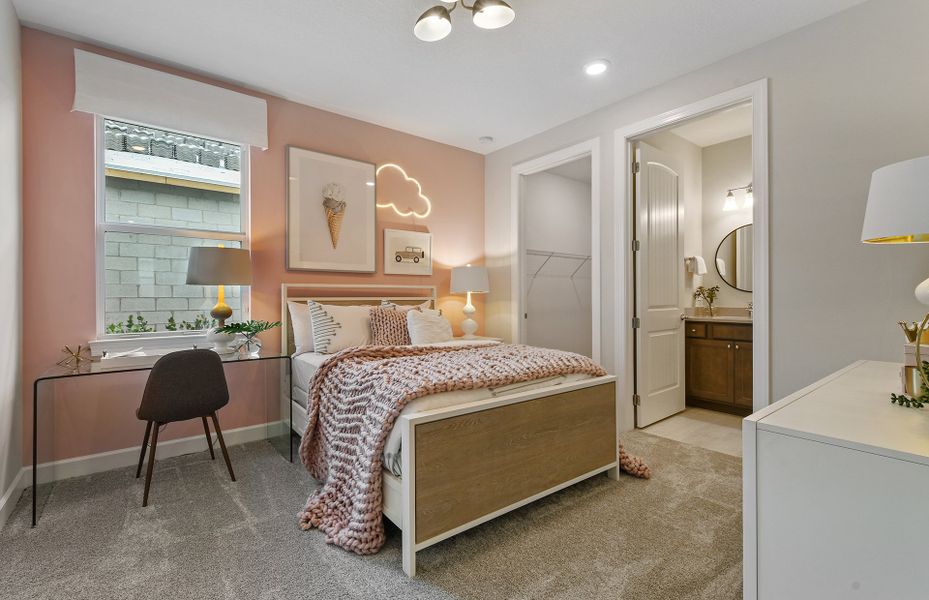 Representative furnished interior of a home built from the Renown by Del Webb in Del Webb Tradition, Port St. Lucie (Image 30). Representative furnished interior of a home built from the Renown by Del Webb in Del Webb Tradition, Port St. Lucie (Image 30).