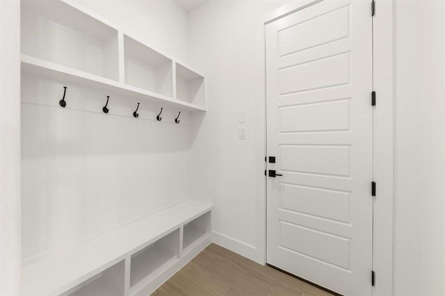 11. 200 Pearland - Mud