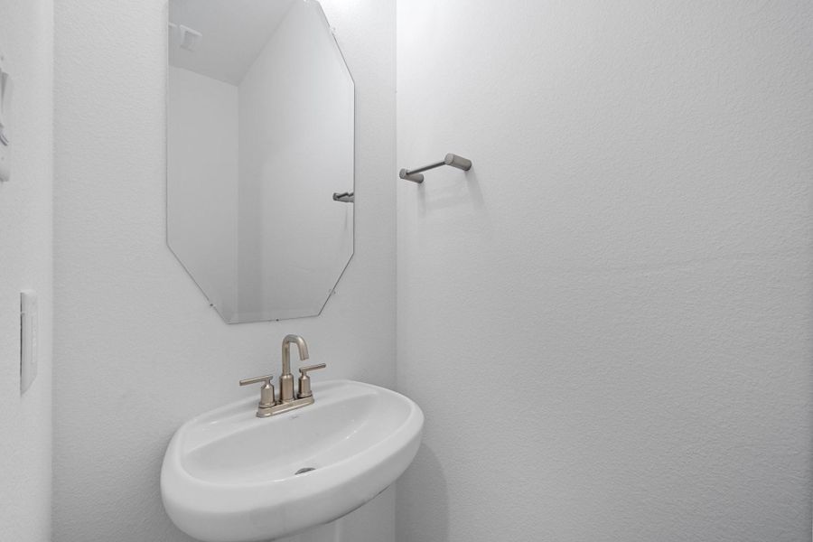 Note: Sample product photo. Actual exterior and interior selections may vary by homesite. Photo may be virtually staged Note: Sample product photo. Actual exterior and interior selections may vary by homesite. Photo may be virtually staged