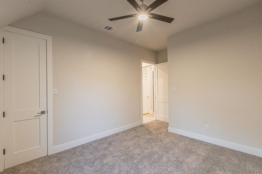 Spacious, unfurnished interior of a new home in , Azle (Image 34).