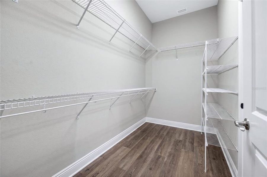 Spacious, unfurnished interior of a new home in Carmela, San Antonio (Image 23). Spacious, unfurnished interior of a new home in Carmela, San Antonio (Image 23).