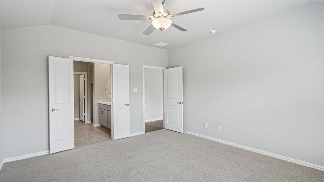 Photo is not of the actual home, but is an inspirational photo of builder’s model home and may depict options, furnishings, and/or decorator features that are not included. Photo is not of the actual home, but is an inspirational photo of builder’s model home and may depict options, furnishings, and/or decorator features that are not included.