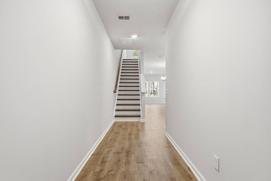 Spacious, unfurnished interior of a new home in , Charleston (Image 13).