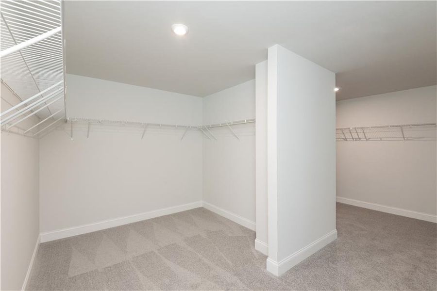 Spacious, unfurnished interior of a new home in The Estates at Hurricane Pointe, Douglasville (Image 22).