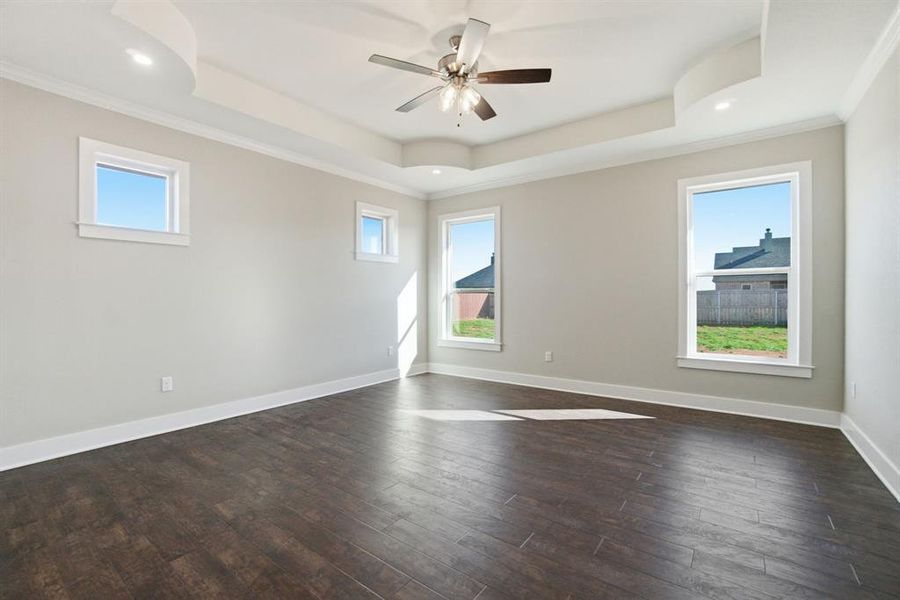Spacious, unfurnished interior of a new home in , Abilene (Image 36).