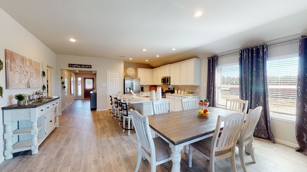 Representative furnished interior of a home built from the Floor Plan 2121 by Colina Homes in Grand Magnolia, Magnolia (Image 16). Representative furnished interior of a home built from the Floor Plan 2121 by Colina Homes in Grand Magnolia, Magnolia (Image 16).