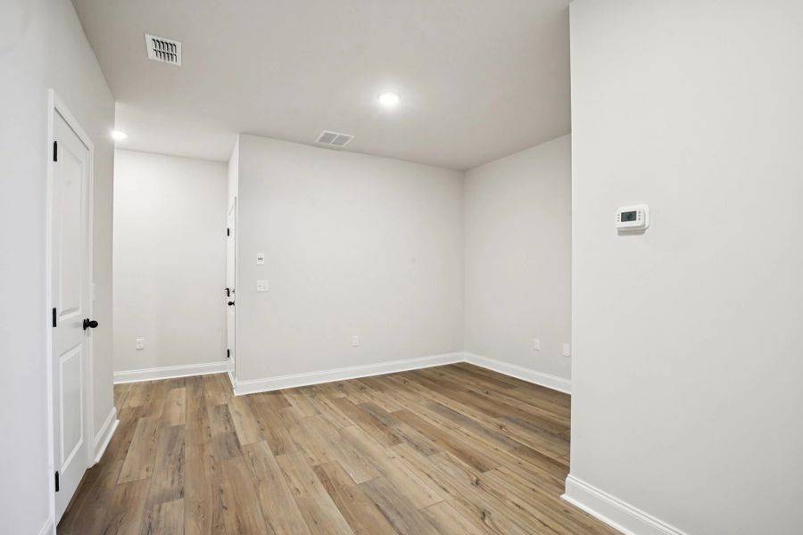 Spacious, unfurnished interior of a new home in Promenade at Clari Park, Murfreesboro (Image 20).