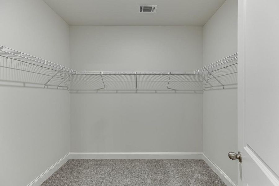 Image 42 of a home in .