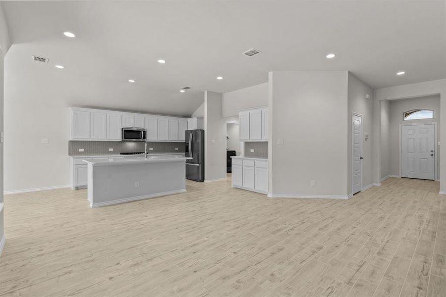 Large Living Room to Kitchen Large Living Room to Kitchen