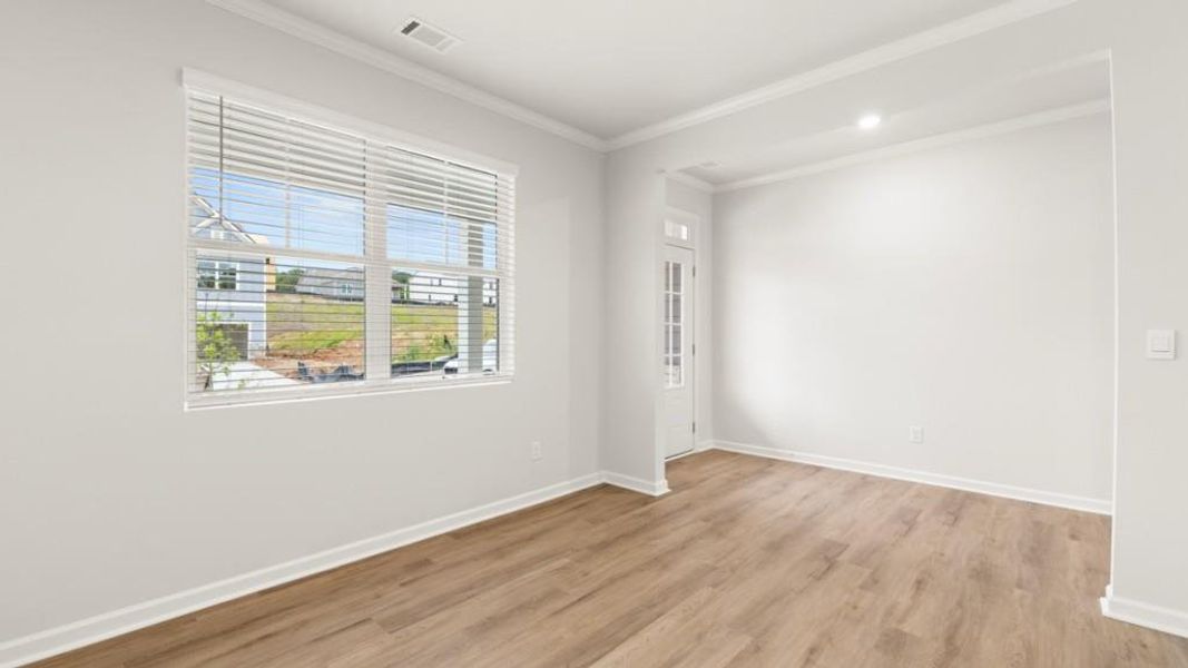 Spacious, unfurnished interior of a new home in Sheffield Highlands, Dallas (Image 12). Spacious, unfurnished interior of a new home in Sheffield Highlands, Dallas (Image 12).