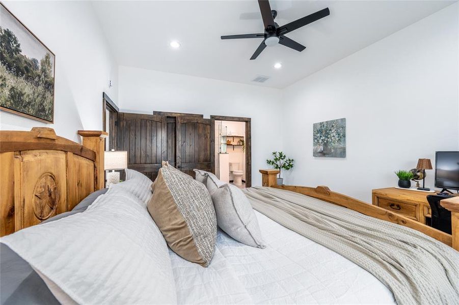 Furnished interior view inside a new home in , Sumner (Image 6).