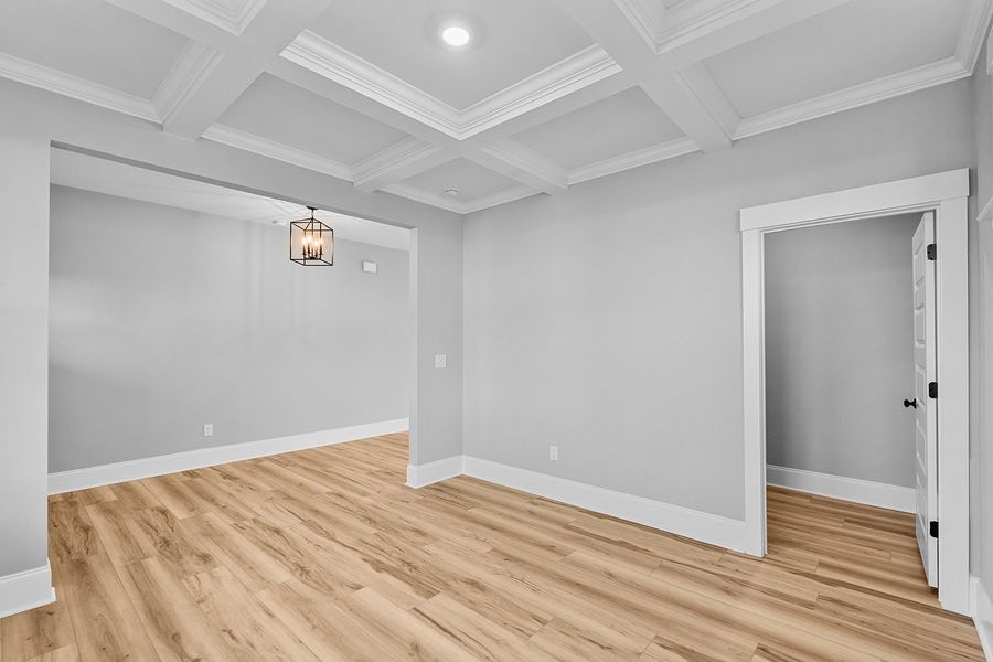 Spacious, unfurnished interior of a new home in Hanes Lake, Winston-Salem (Image 20).