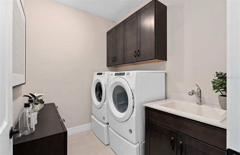 Furnished interior view inside a new home in Parkside Trails, Clermont (Image 25). Furnished interior view inside a new home in Parkside Trails, Clermont (Image 25).