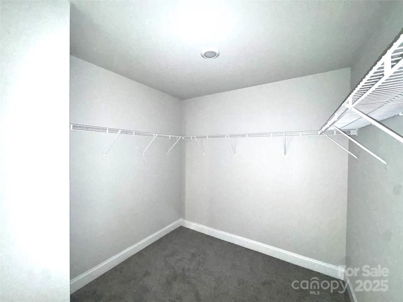 Spacious, unfurnished interior of a new home in , Gastonia (Image 20).