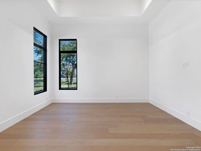 Spacious, unfurnished interior of a new home in , San Antonio (Image 55).