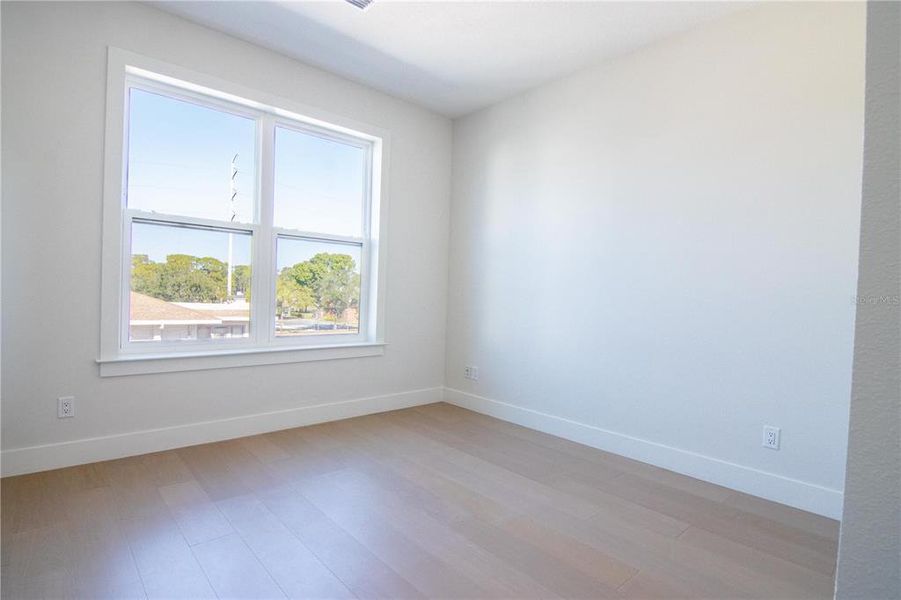 Spacious, unfurnished interior of a new home in , St. Petersburg (Image 15). Spacious, unfurnished interior of a new home in , St. Petersburg (Image 15).