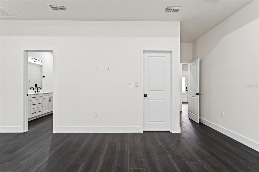 Spacious, unfurnished interior of a new home in , Weeki Wachee (Image 22). Spacious, unfurnished interior of a new home in , Weeki Wachee (Image 22).