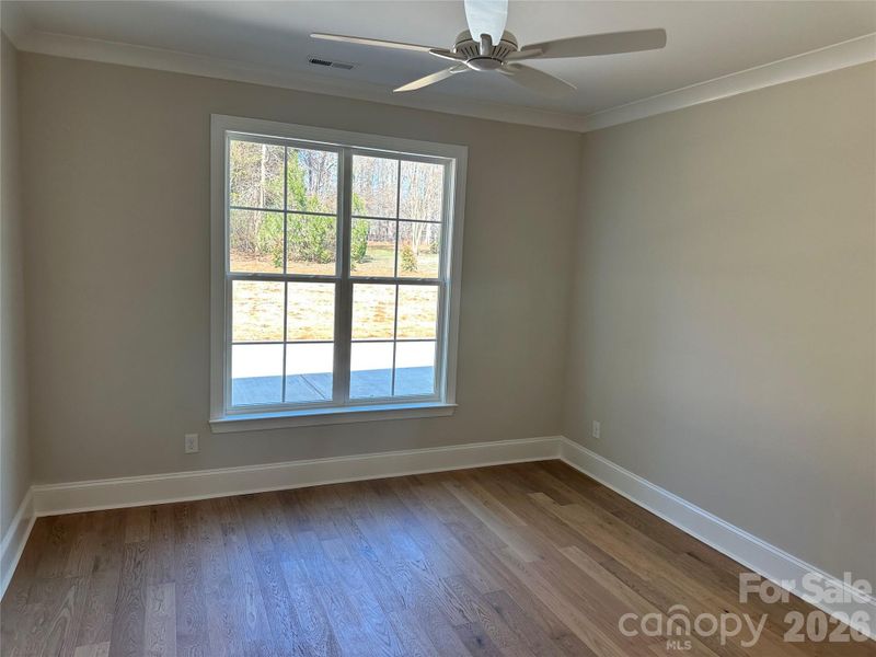 Spacious, unfurnished interior of a new home in , Salisbury (Image 37).