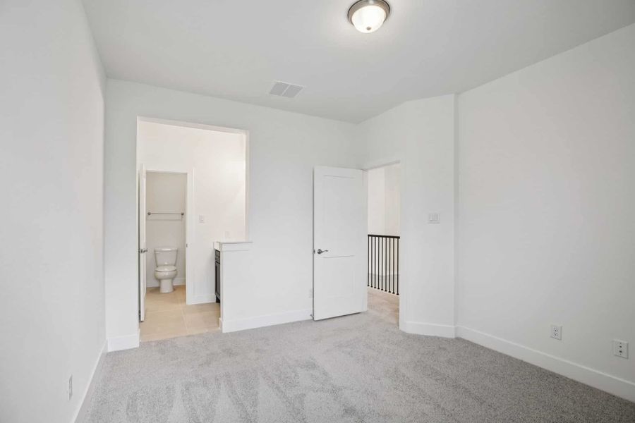 Spacious, unfurnished interior of a new home in The Trails, New Caney (Image 42).