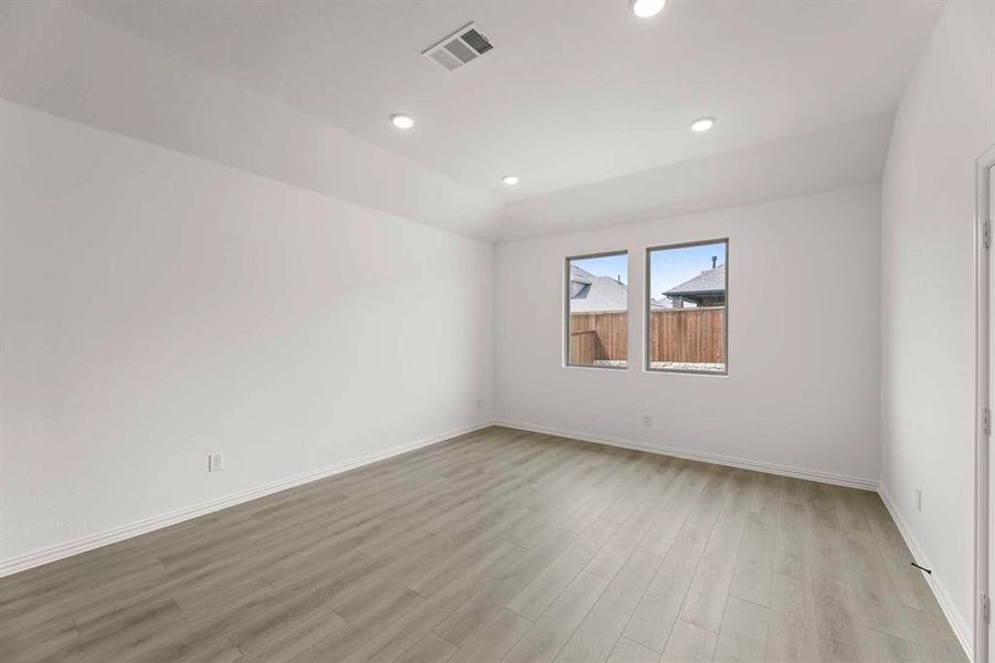 Spacious, unfurnished interior of a new home in Gateway Parks, Forney (Image 15). Spacious, unfurnished interior of a new home in Gateway Parks, Forney (Image 15).