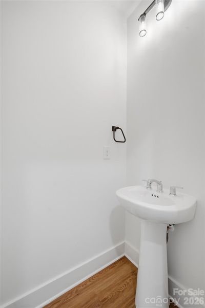 Image 39 of a home in .