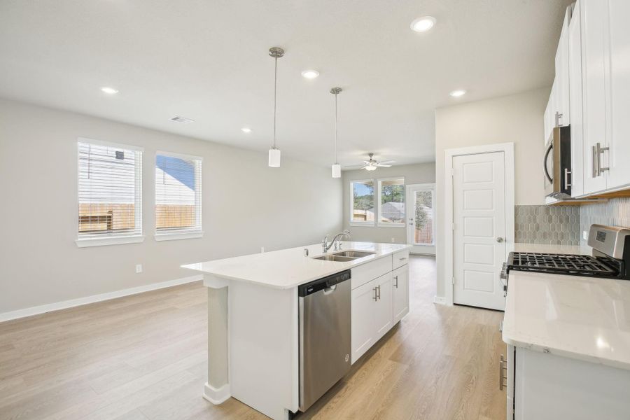 Photo is not of the actual home but is an inspirational photo of builder’s model home and may depict options, furnishings, and/or decorator features that are not included.