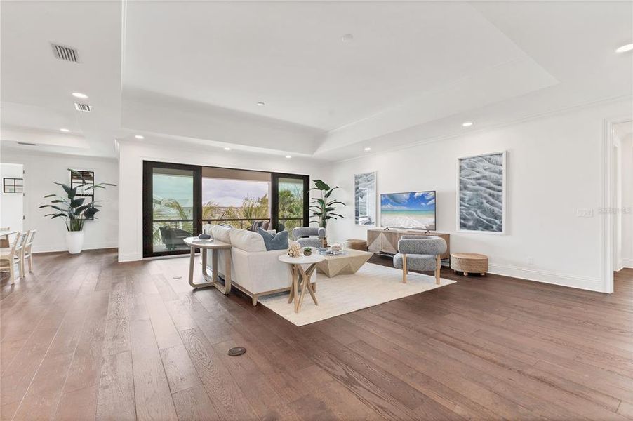 Furnished interior view inside a new home in , Boca Grande (Image 41).