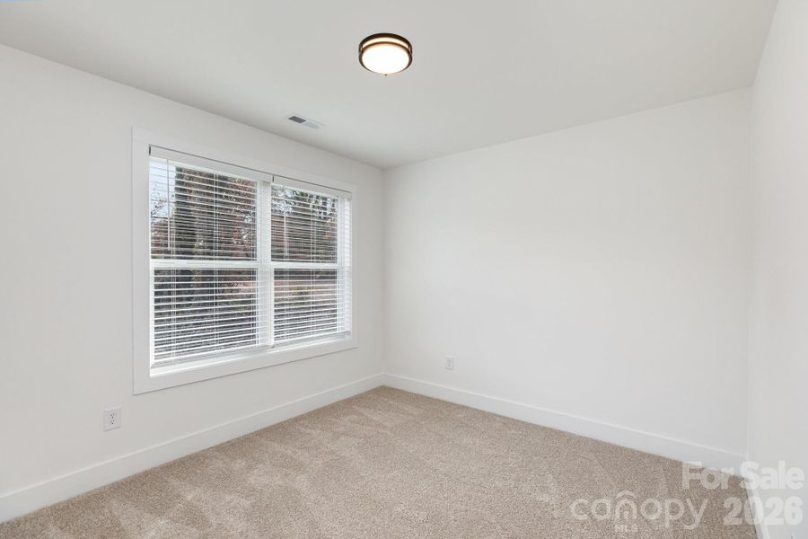 Spacious, unfurnished interior of a new home in , Kannapolis (Image 7).