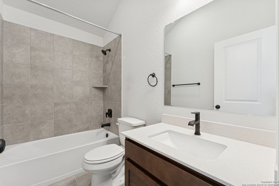 Furnished interior view inside a new home in Davis Ranch 60', San Antonio (Image 7).