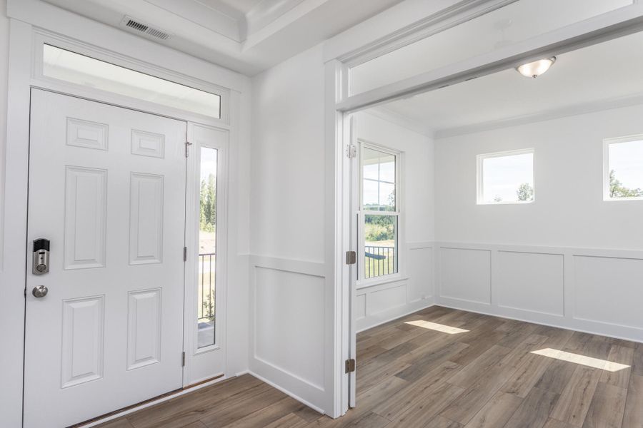 Spacious, unfurnished interior of a new home in Cedar Ridge, Angier (Image 14). Spacious, unfurnished interior of a new home in Cedar Ridge, Angier (Image 14).