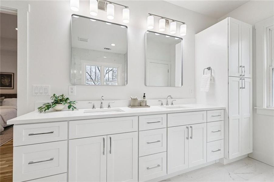 Furnished interior view inside a new home in , Atlanta (Image 29).