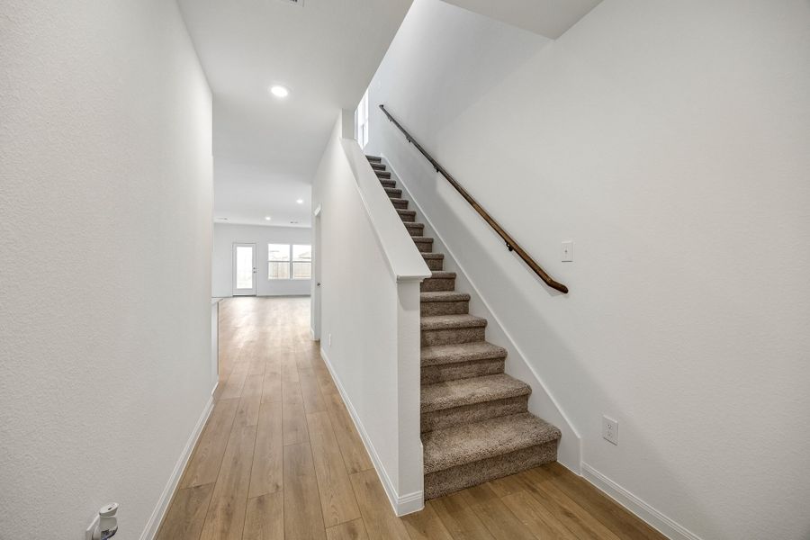 Spacious, unfurnished interior of a new home in Magnolia Springs, Montgomery (Image 18). Spacious, unfurnished interior of a new home in Magnolia Springs, Montgomery (Image 18).
