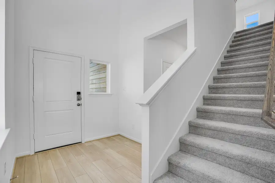 Spacious, unfurnished interior of a new home in Ryehill, Richmond (Image 19).