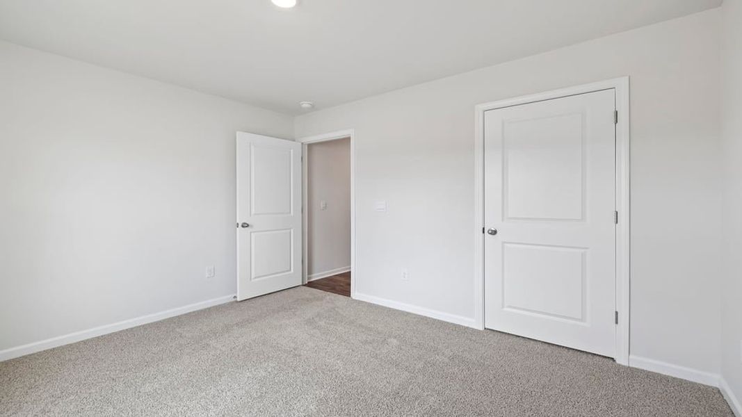 Spacious, unfurnished interior of a new home in Harrier Point, Woodruff (Image 15).
