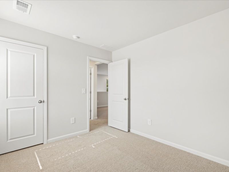 Spacious, unfurnished interior of a new home in Pleasant Brook, Piedmont (Image 23).