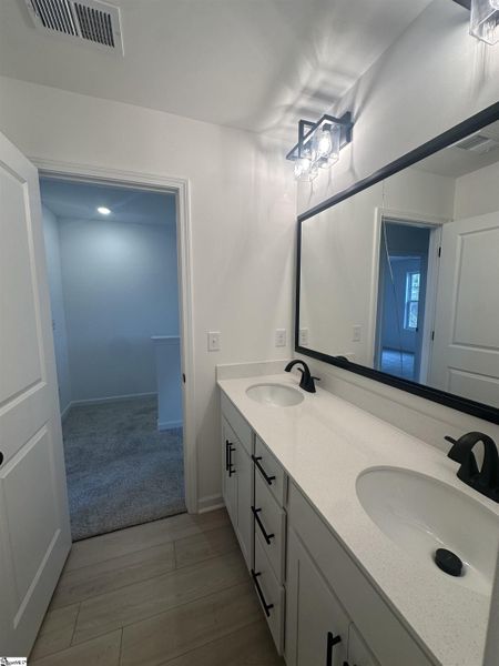 Furnished interior view inside a new home in Shiloh Trail, Wellford (Image 8).