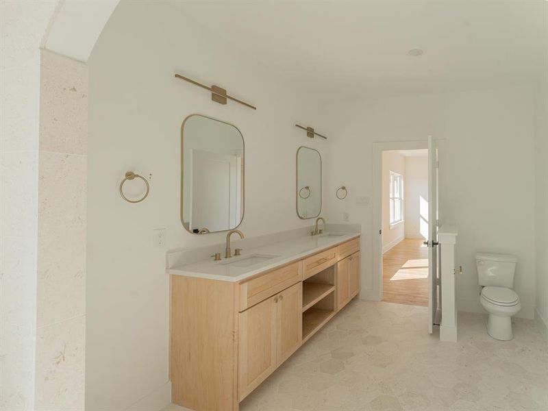 Furnished interior view inside a new home in , Dallas (Image 9). Furnished interior view inside a new home in , Dallas (Image 9).