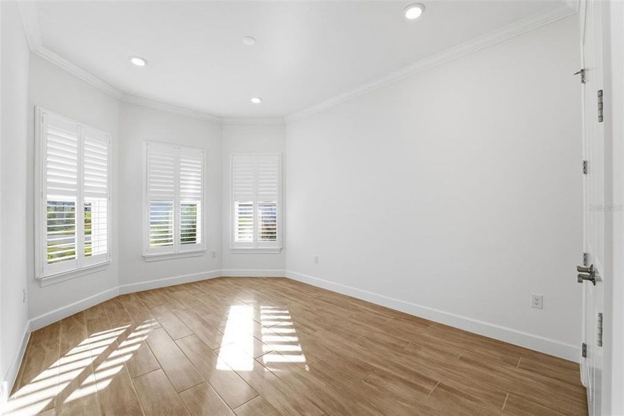 Spacious, unfurnished interior of a new home in , Wesley Chapel (Image 21). Spacious, unfurnished interior of a new home in , Wesley Chapel (Image 21).
