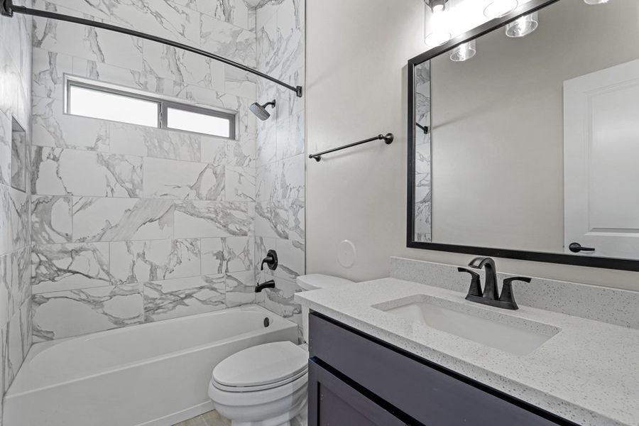 Representative furnished interior of a home built from the Sonoma by LEH. Homes in Tierra Del Este 90, El Paso (Image 22). Representative furnished interior of a home built from the Sonoma by LEH. Homes in Tierra Del Este 90, El Paso (Image 22).