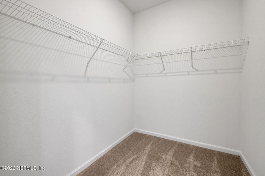 Spacious, unfurnished interior of a new home in Brook Forest, St. Augustine (Image 31).