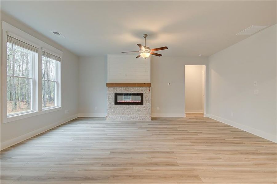 Spacious, unfurnished interior of a new home in , Senoia (Image 19).