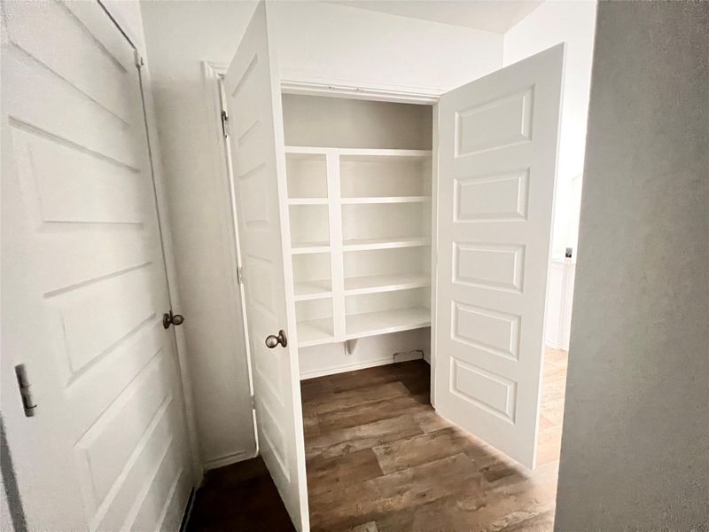 Spacious, unfurnished interior of a new home in Tamarron, Fulshear (Image 23).