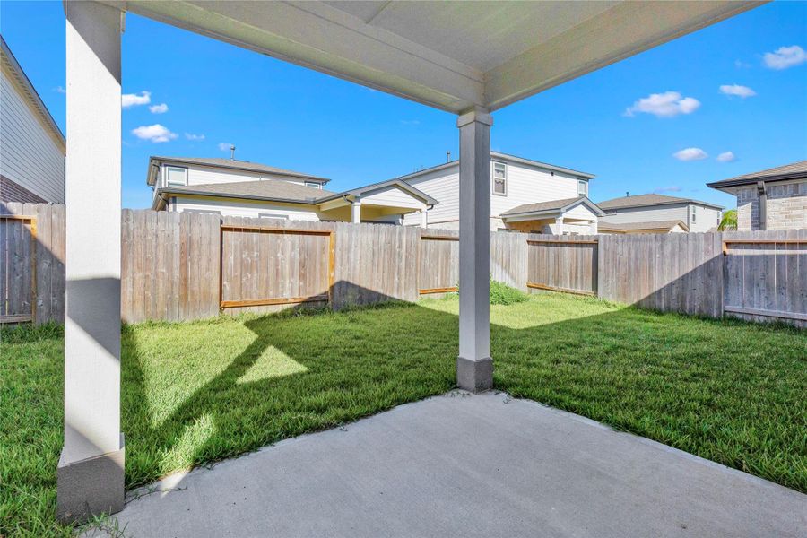 Exterior details and patio area of a home in , Magnolia (Image 22).