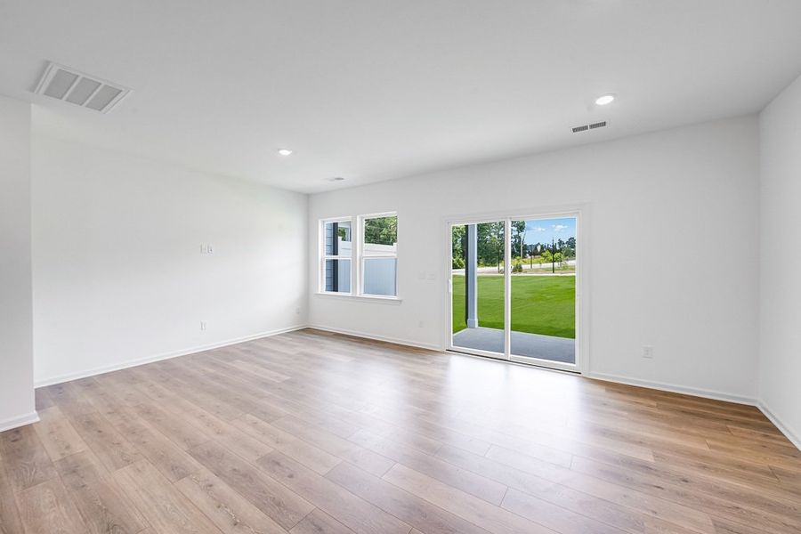 Spacious, unfurnished interior of a new home in Forestville Station, Wake Forest (Image 10). Spacious, unfurnished interior of a new home in Forestville Station, Wake Forest (Image 10).