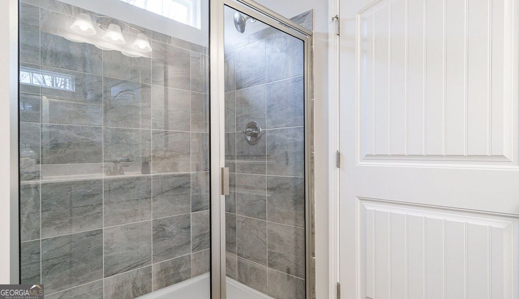 Close-up of interior finishes inside a home in Cobblestone Crossing, Warner Robins (Image 18).
