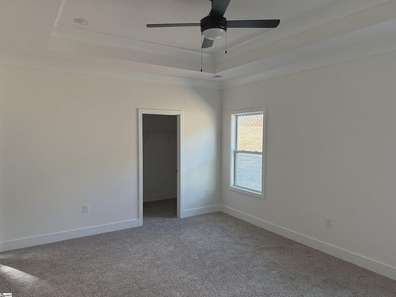 Spacious, unfurnished interior of a new home in Hidden Lake Estates, Greenville (Image 14).